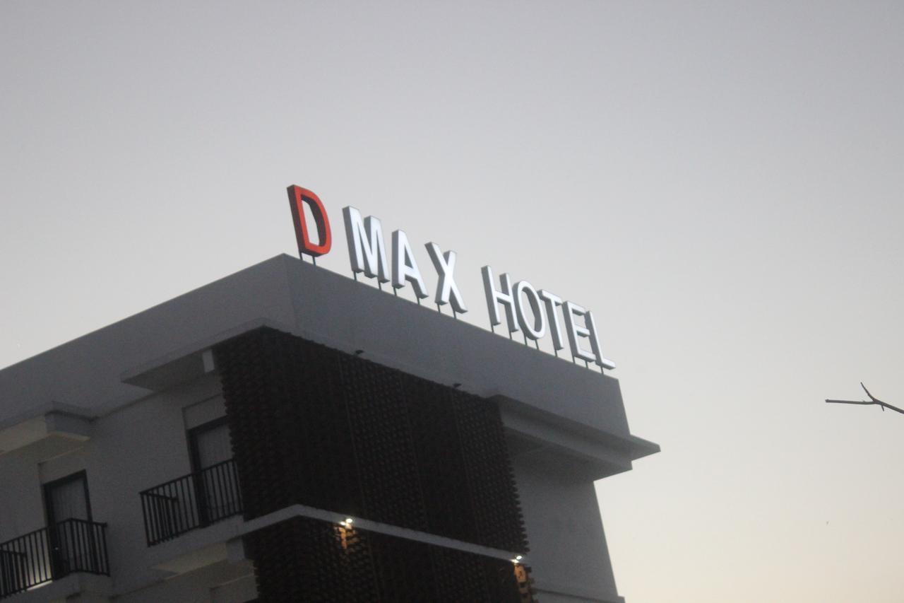 D'Max Hotel & Convention Lombok Praya Eksteriør bilde