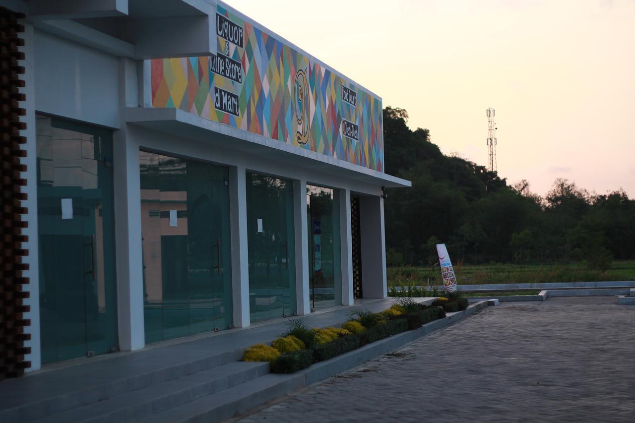 D'Max Hotel & Convention Lombok Praya Eksteriør bilde