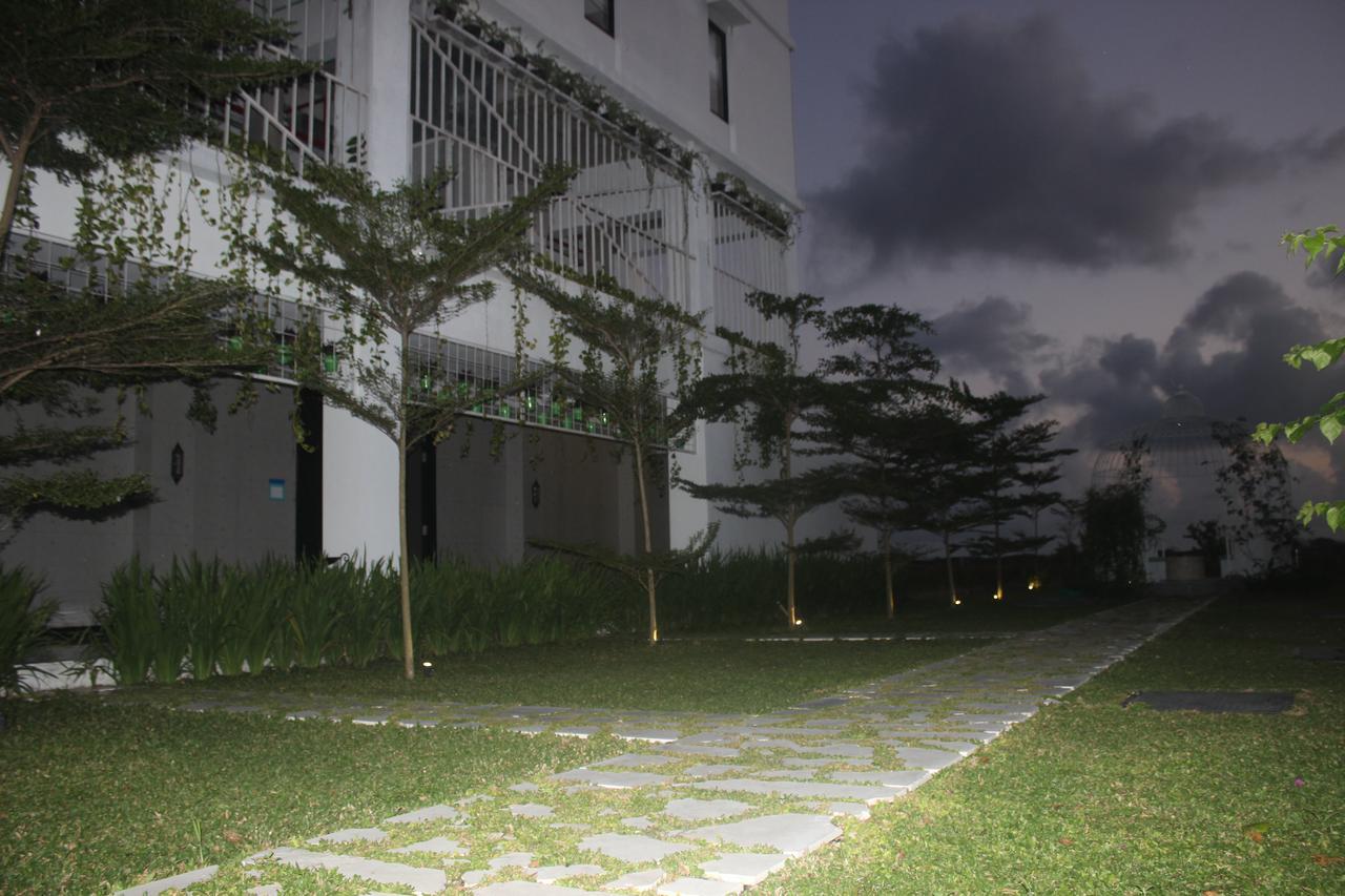 D'Max Hotel & Convention Lombok Praya Eksteriør bilde